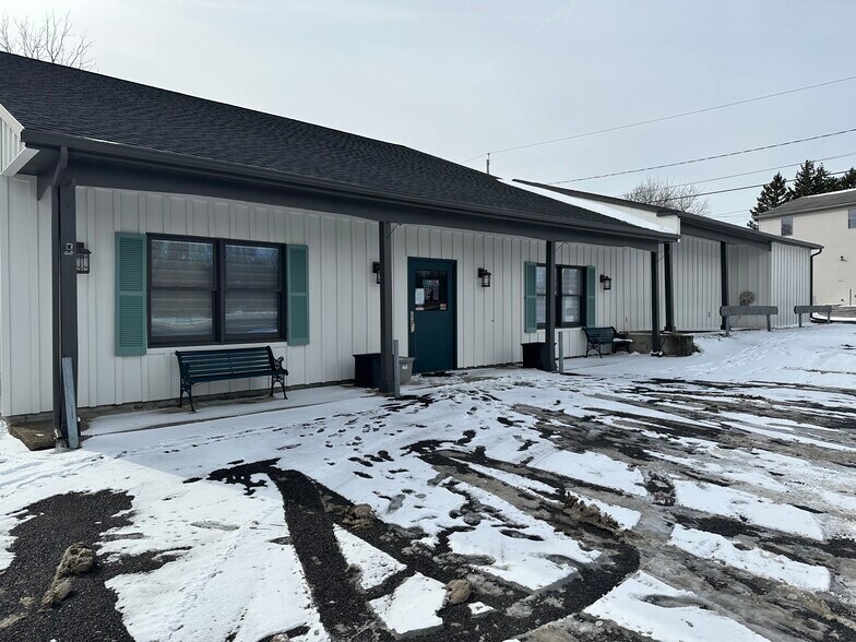 Primary Photo Of 5900 E Seneca Tpke, Jamesville Freestanding For Sale