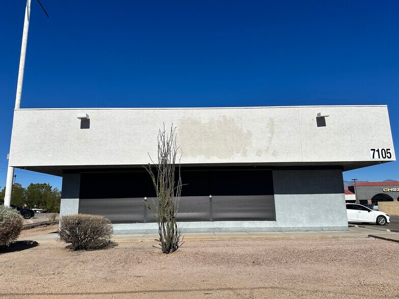 More Photos Of 7105 E 22nd St, Tucson Freestanding For Lease