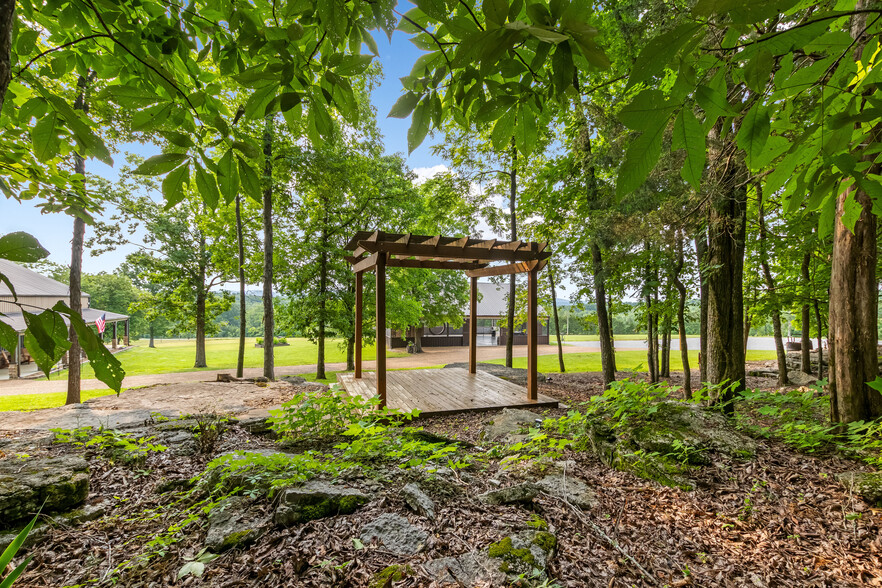 More Photos Of 1049 Oregon Rd, Lascassas Specialty For Sale