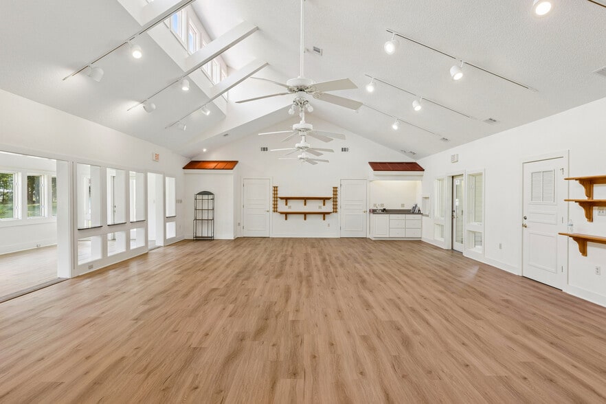 More Photos Of 205 Coosaw Way, Ridgeland Lodge Meeting Hall For Sale
