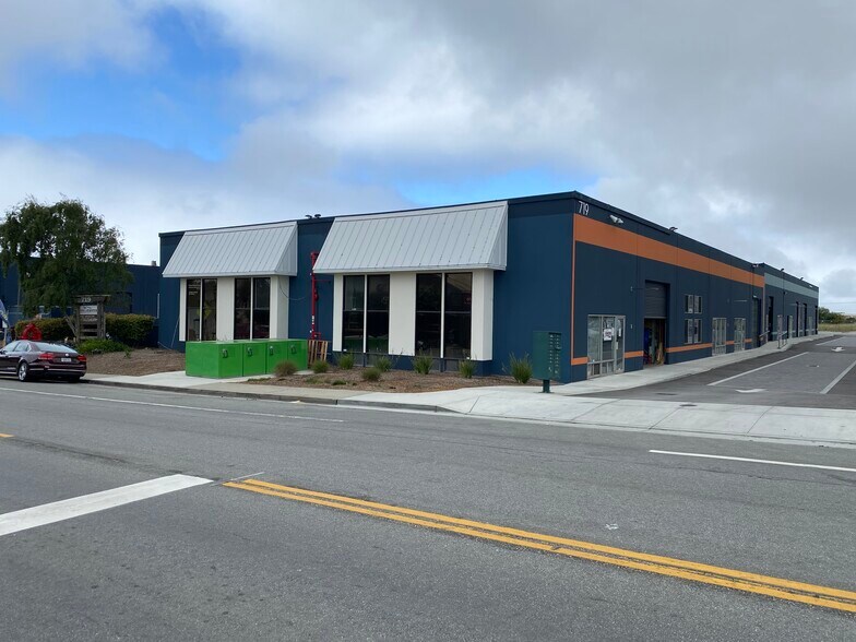 More Photos Of 719 Swift St, Santa Cruz Service For Lease