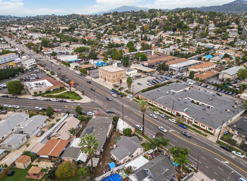 More Photos Of 6072 York Blvd, Los Angeles Storefront Retail Residential For Sale