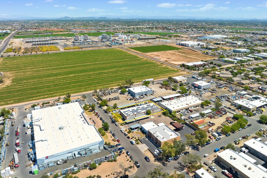 More Photos Of 7611 N 74th Ave, Glendale Warehouse For Sale