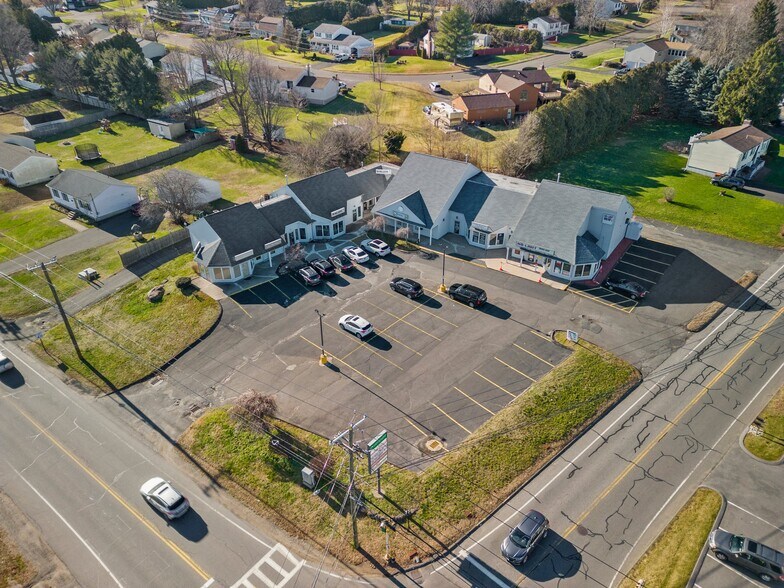 More Photos Of 343 N Westfield St, Feeding Hills Unknown For Lease