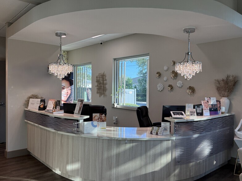 More Photos Of 5234 Little Rd, New Port Richey Medical For Lease