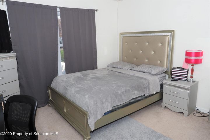 More Photos Of 662 S Keyser Ave, Scranton Apartments For Sale