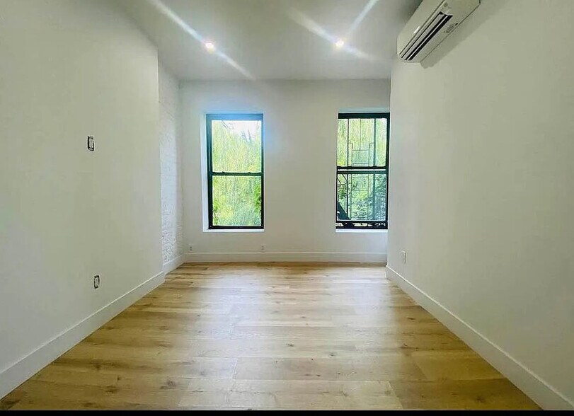 More Photos Of 180 5th Ave, Brooklyn Apartments For Sale