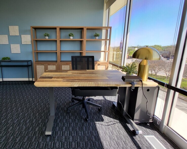 More Photos Of 6301 Gaston Ave, Dallas Coworking Space