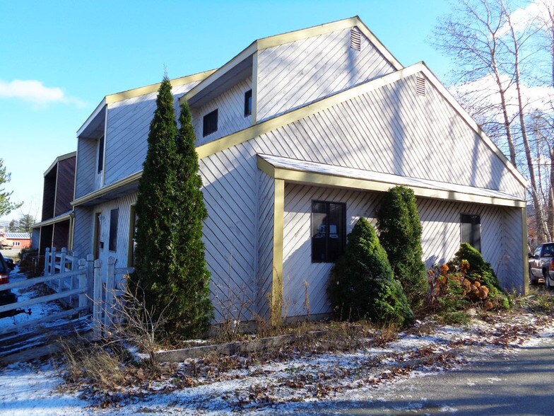 More Photos Of 20-32 Balsam Dr, Millinocket Office Residential For Lease