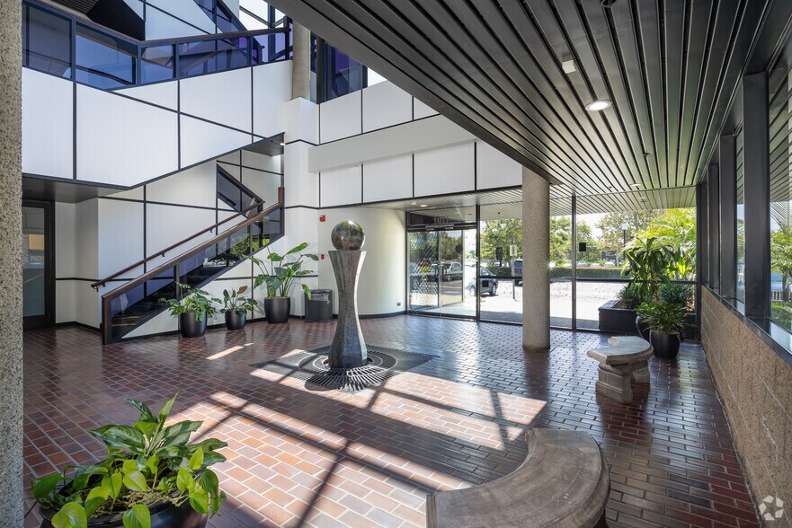 More Photos Of 4701 Von Karman Ave, Newport Beach Loft Creative Space For Lease