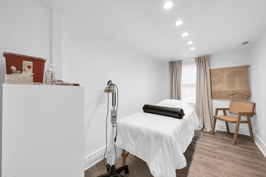 More Photos Of 63 S Main St, Natick Medical For Sale