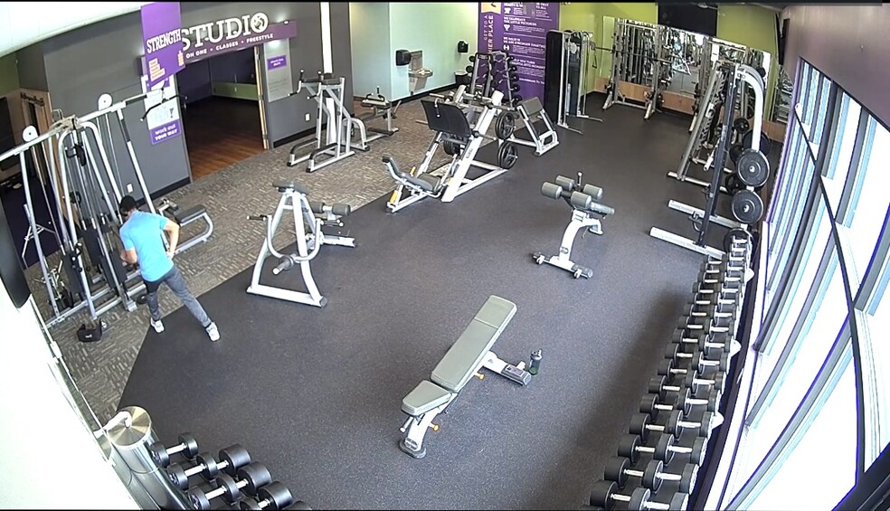 More Photos Of 7165 Buckley Rd, Liverpool Storefront Retail Office For Sale