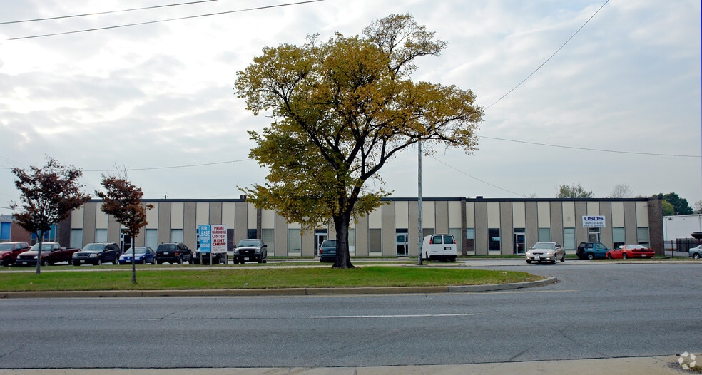 More Photos Of 1720-1738 Edison Hwy, Baltimore Warehouse For Lease