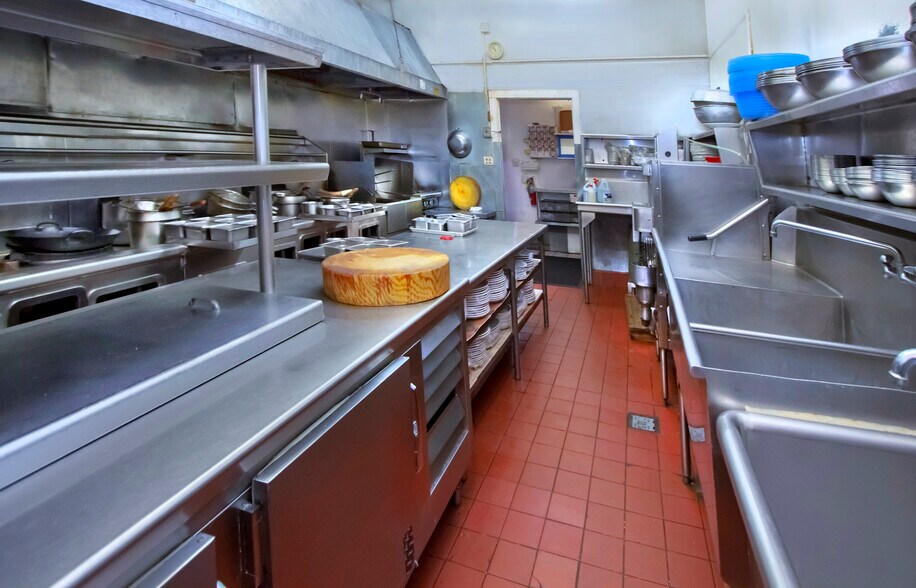More Photos Of 2239-2245 Judah St, San Francisco Restaurant For Lease