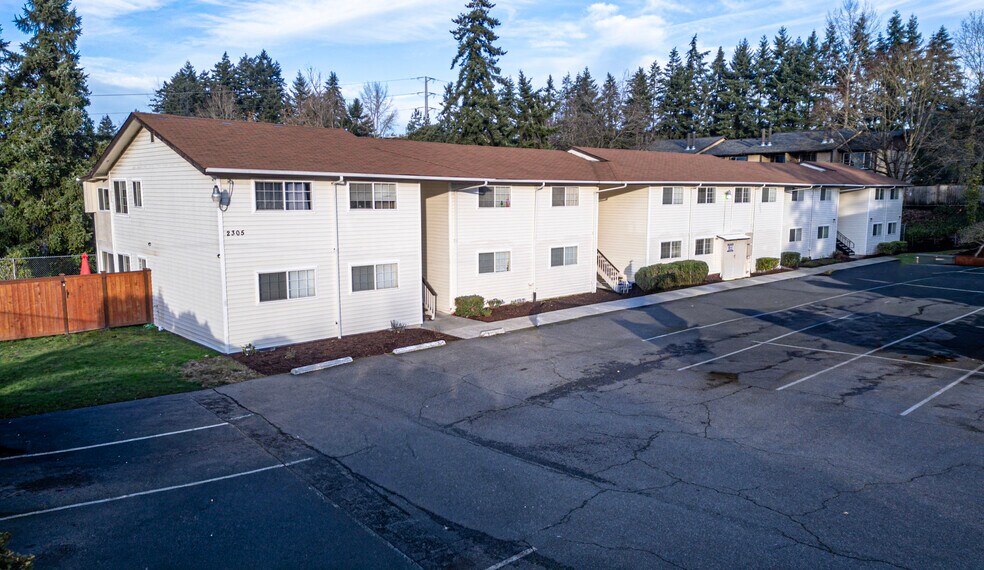 More Photos Of 2305 S 74th St, Tacoma Apartments For Sale