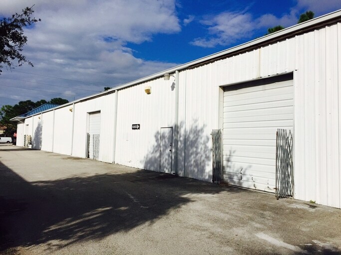 More Photos Of 1350 W Indiantown Rd, Jupiter Warehouse For Lease