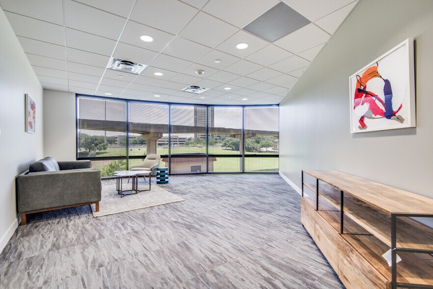 More Photos Of 400 E Las Colinas Blvd, Irving Office For Lease