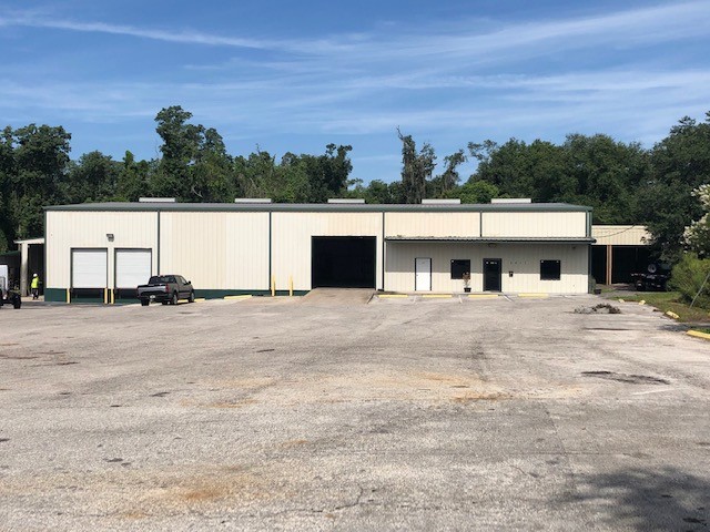 Primary Photo Of 2611 Sammonds Rd, Plant City Warehouse For Lease