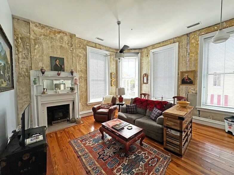 More Photos Of 1110 Caldwell St, Newberry Lodge Meeting Hall For Sale