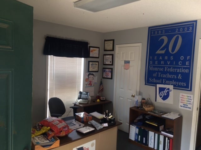 More Photos Of 2807 Evangeline St, Monroe Office For Sale