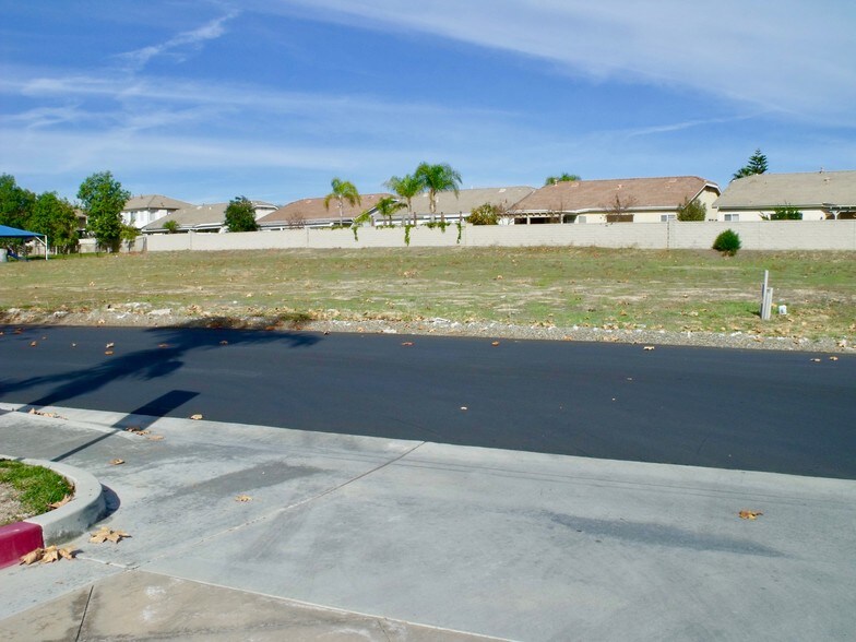 More Photos Of Date St, Temecula Land For Lease