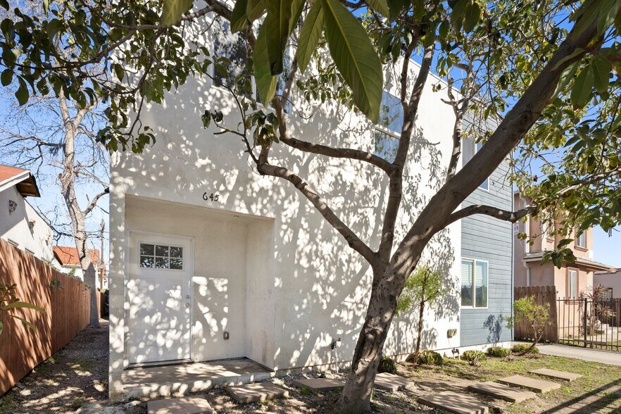 Primary Photo Of 645 W 97th St, Los Angeles Multifamily For Sale