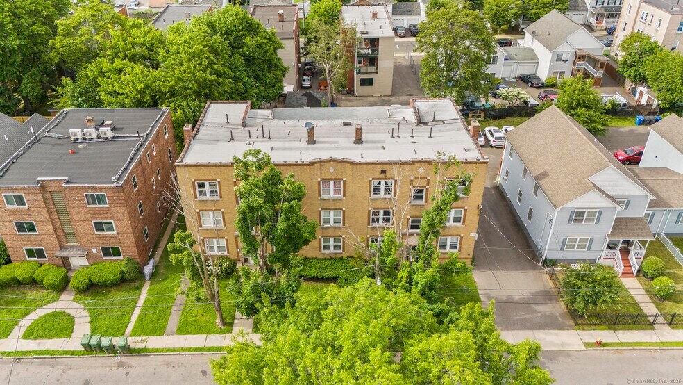 More Photos Of 36-38 School St, Hartford Apartments For Sale