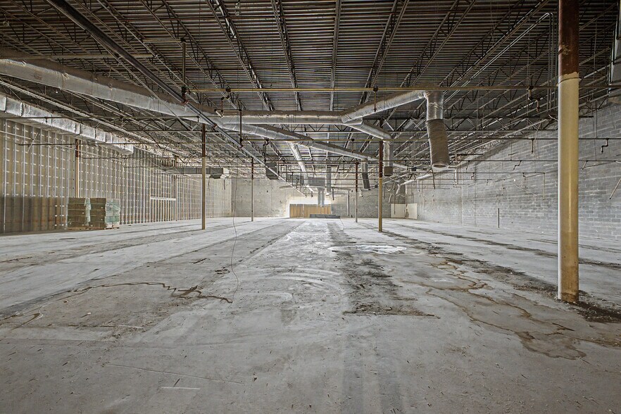 More Photos Of 5866-5870 Middlebelt Rd, Garden City Freestanding For Lease