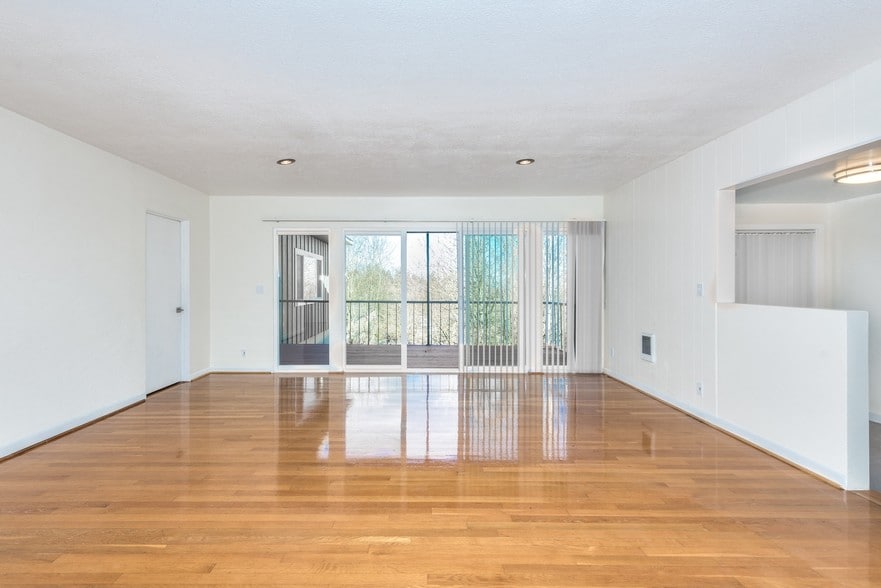 More Photos Of 3204-3212 SW 10th Ave, Portland Apartments For Sale