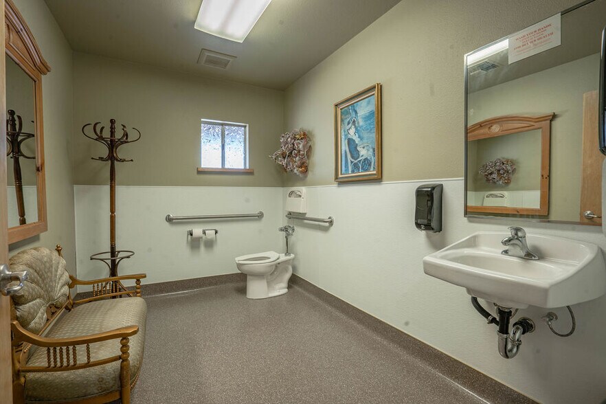 More Photos Of 324 Birch St, Westwood Restaurant For Sale