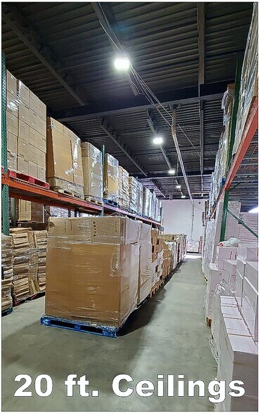 More Photos Of 707 Commercial Ave, Carlstadt Warehouse For Lease