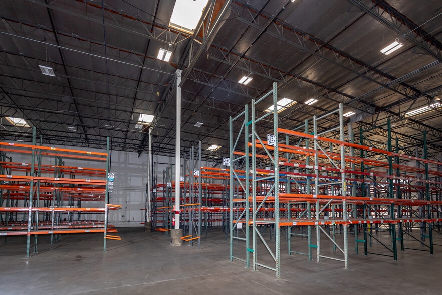 More Photos Of 10730 Bell Ct, Rancho Cucamonga Warehouse For Lease