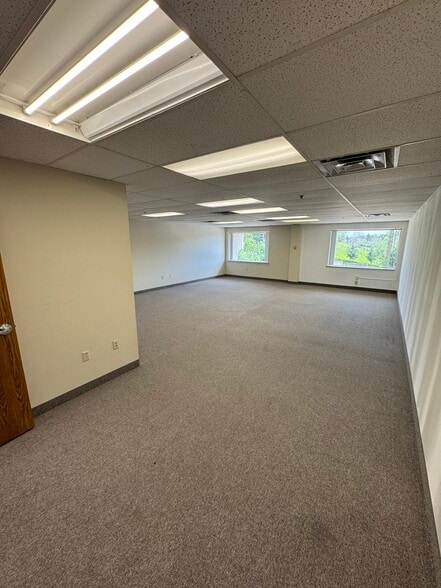 More Photos Of 7525 Mitchell Rd, Eden Prairie Loft Creative Space For Sale