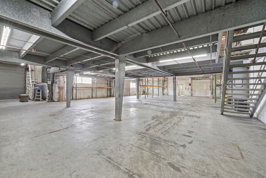 More Photos Of 1381 E 6th St, Los Angeles Food Processing For Lease