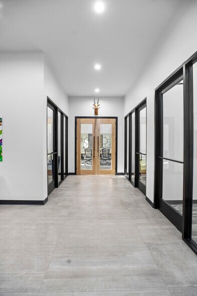 More Photos Of 2001 Tulane Dr, Lufkin Medical For Sale