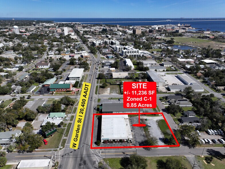 More Photos Of 1011 W Garden St, Pensacola Office For Sale