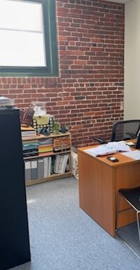 More Photos Of 119R Foster St, Peabody Light Distribution For Lease