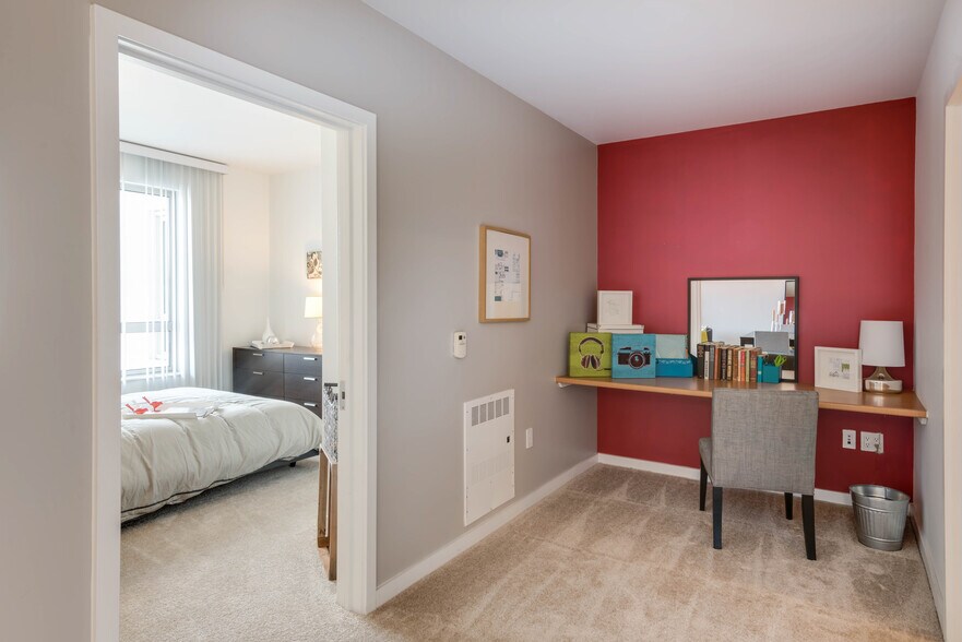 More Photos Of 100 Grand Ave, Oakland Apartments For Lease