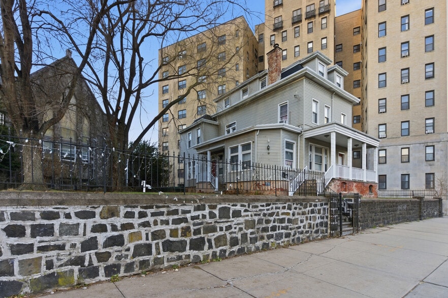 More Photos Of 355 Fairmount Ave, Jersey City Religious Facility For Sale