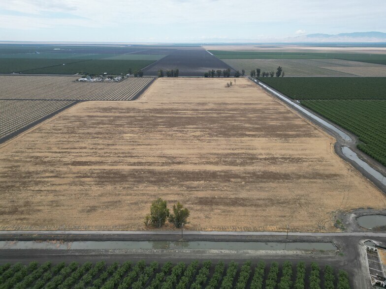 More Photos Of 8830 S Sonoma Ave, Tranquillity Land For Sale
