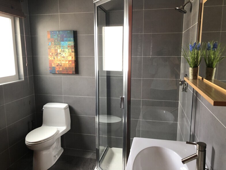 More Photos Of 7390 Lowell Blvd, Westminster Office For Lease