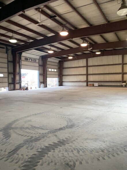 More Photos Of 1945 US-7, Ferrisburgh Warehouse For Sale