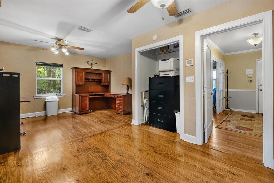 More Photos Of 1320 Cherry Laurel St, Tallahassee Office Residential For Sale