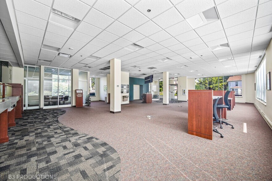 More Photos Of 5330 Main St, Downers Grove Apartments For Sale