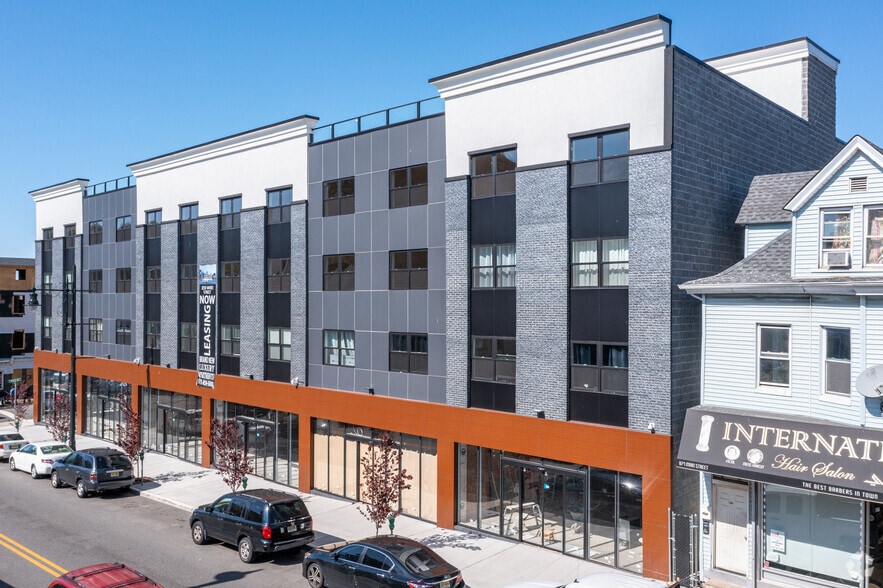 More Photos Of 859 Main St, Paterson Apartments For Lease