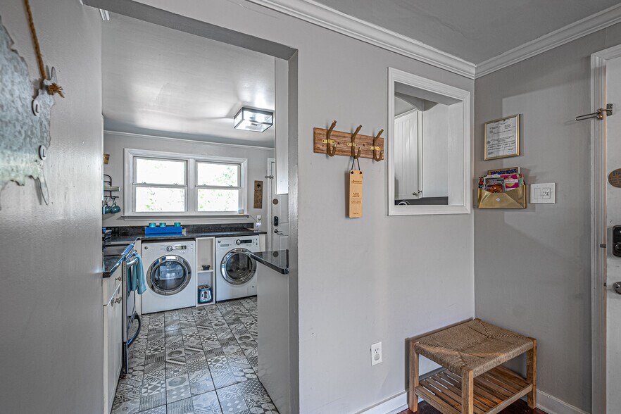 More Photos Of 522 E Bolton St, Savannah Apartments For Sale