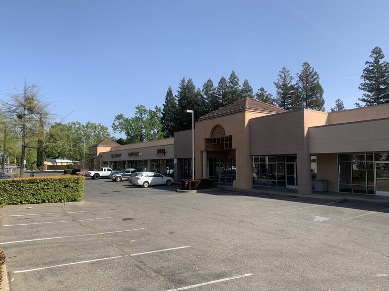 More Photos Of 9372 Madison Ave, Orangevale General Retail For Lease