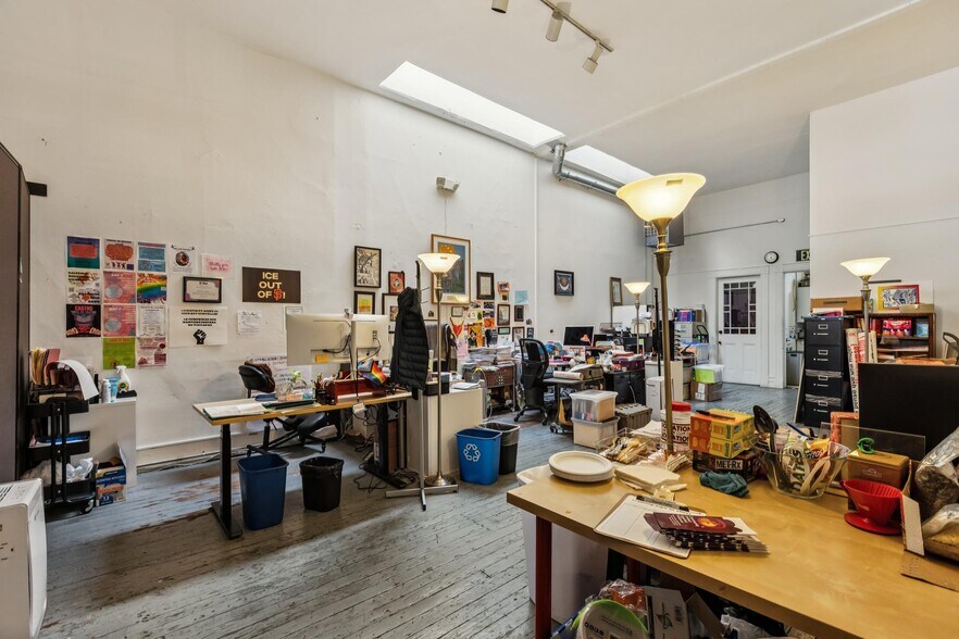 More Photos Of 423-433 S Van Ness Ave, San Francisco Apartments For Sale