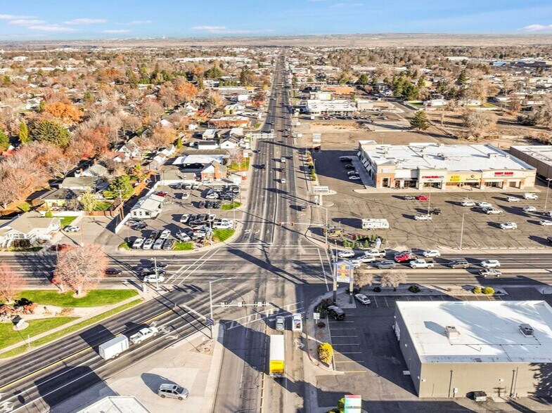 More Photos Of 130-176 Blue Lakes Blvd N, Twin Falls General Retail For Lease