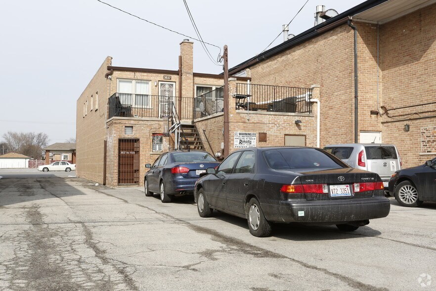 More Photos Of 3837 W 95th St, Evergreen Park Storefront Retail Residential For Sale